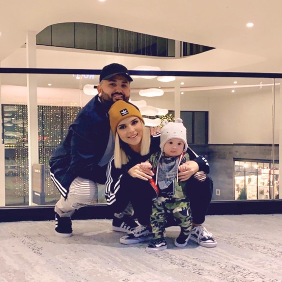 MEET YOUR POSH AMBASSADOR! 🦋 - Picture 6 of 6